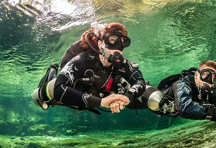 PADI Sidemount